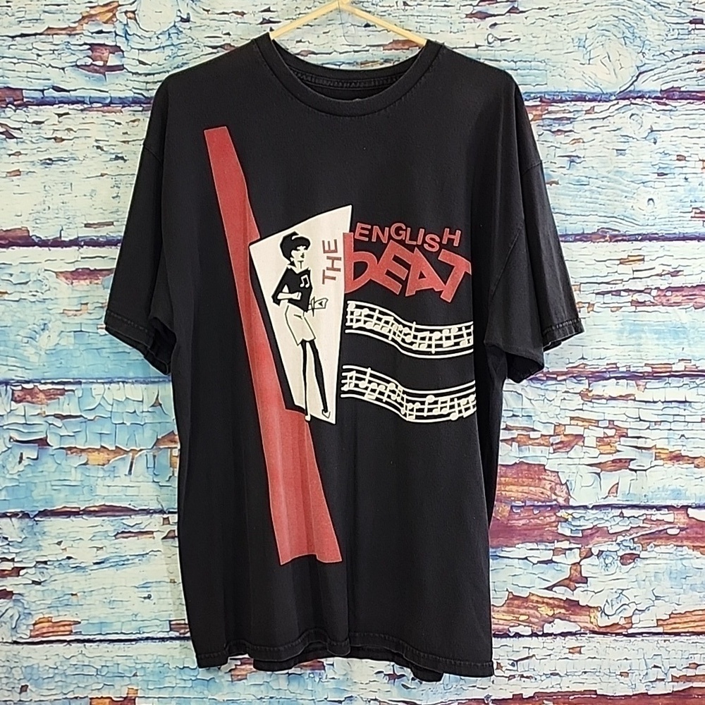 The English beat black Short Sleeve Tee Size L